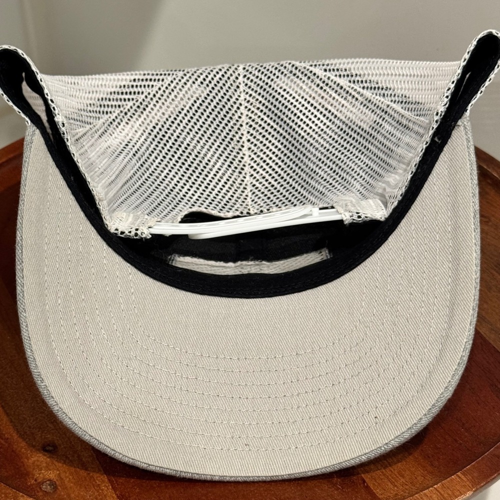 47 Brand New York‎ Yankees MLB Trucker Hat Gray White Mesh Snapback OSFA Cap - Picture 4 of 8
